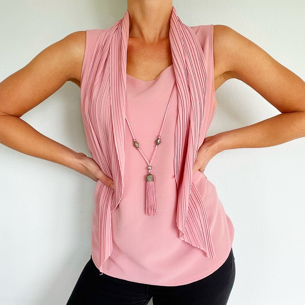 Vintage She’s Line blush pink sleeveless tassel necklace blouse size 12